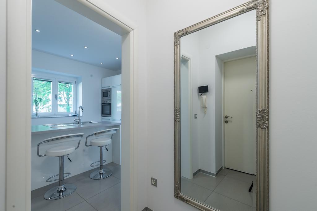 Fine Apartment Janeza Pavla Любляна Экстерьер фото